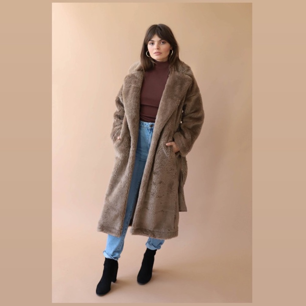 Sold‼️Brand new, beautiful, stylish, soft and warm.